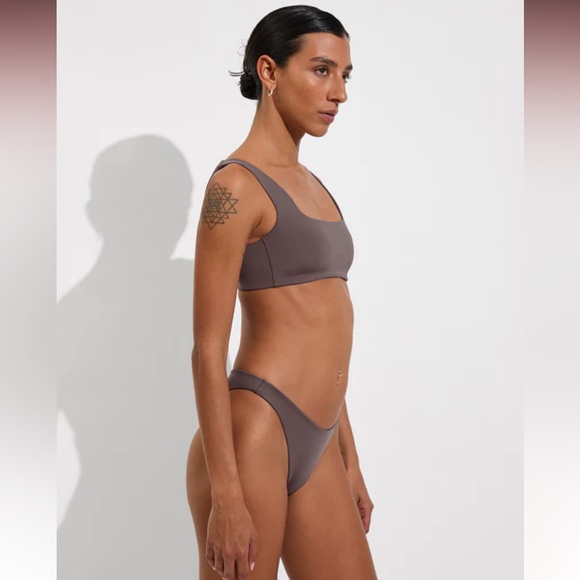 Left On Friday• NWT Dip bottom bathing suit bottoms - Picture 3 of 4